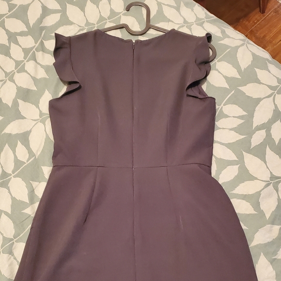 The Perfect LBD with gorgeous ruffles - Picture 6 of 8